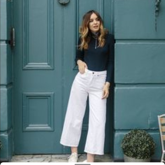 Forever 21 Pants - White Culottes / Wide Leg Capris Size S NWOT